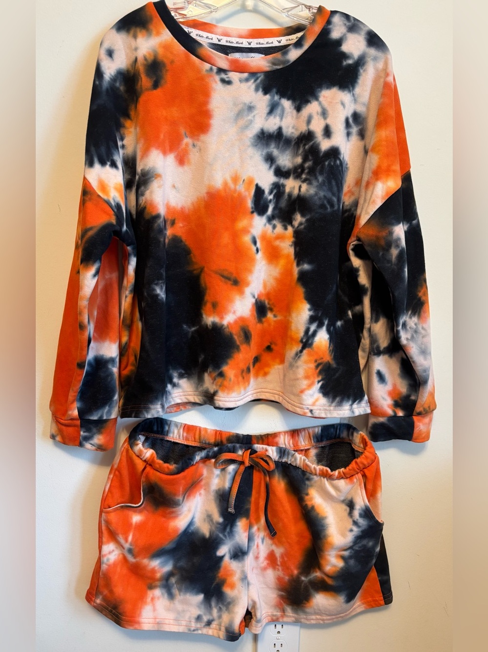 WHITE MARK TIE DYE SWEATSHIRT & SHORT SET